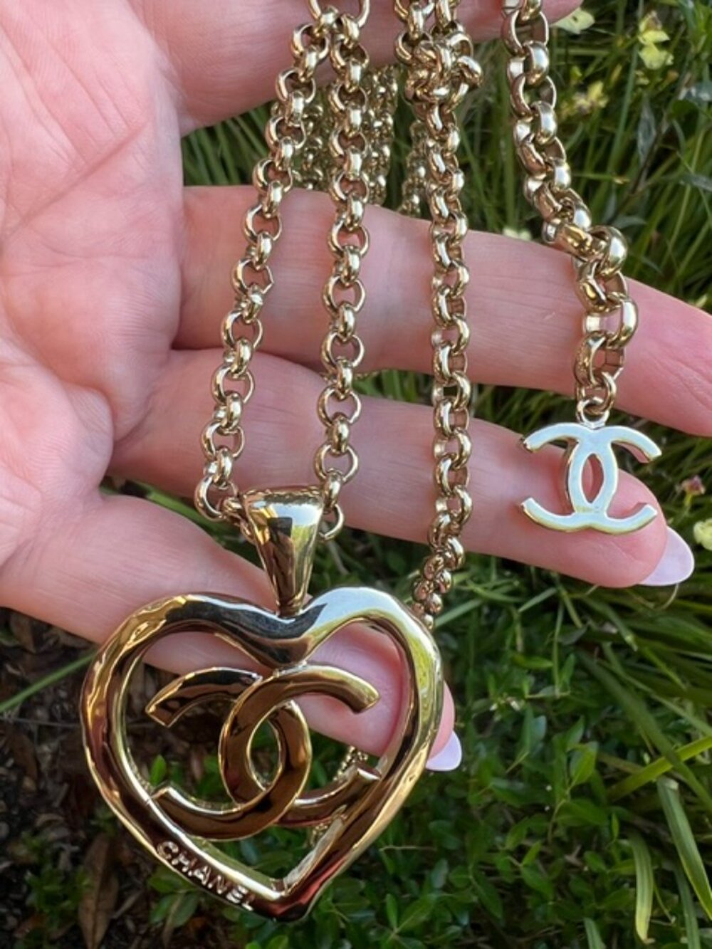 Chanel CC Heart Pendant Chain Belt/Long Necklace - Picture 9 of 11